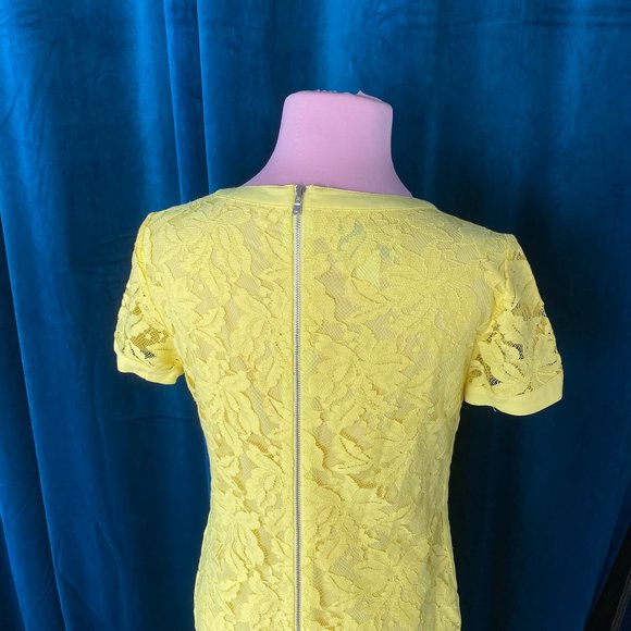Donna Morgan Floral Lace Short Sleeve Sheath Dress Yellow - Picture 8 of 8